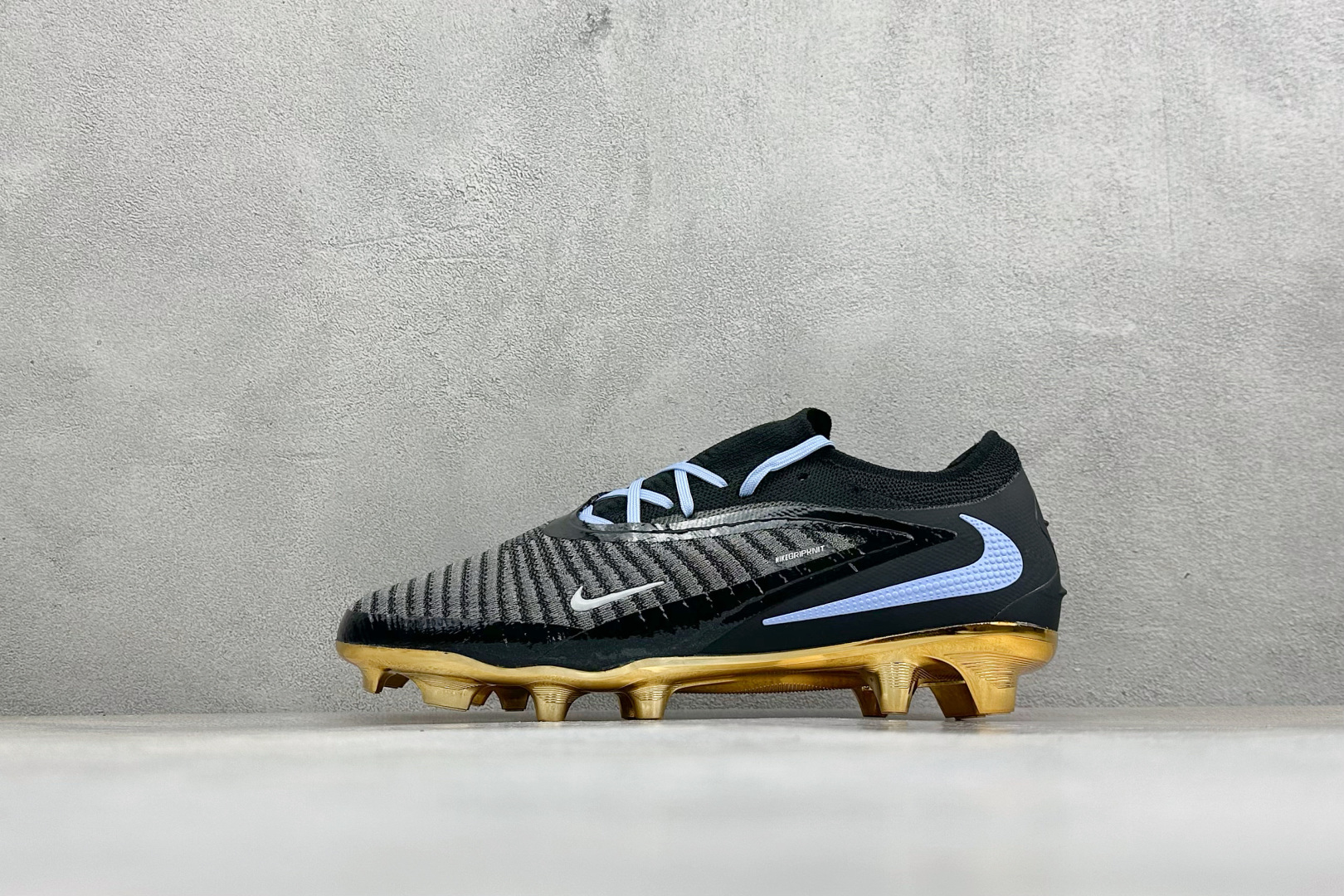 NK PHANTOM 6 LOW ELITE FG LV8 刺客6 轻量耐磨足球鞋 采用Flyknit+Gripknit
