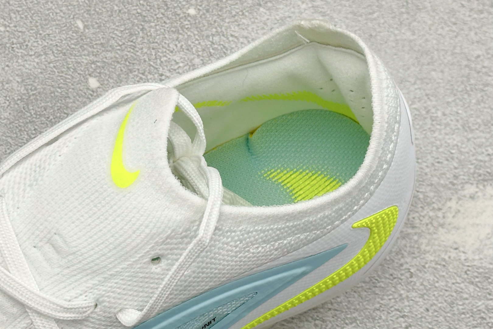 NK PHANTOM 6 LOW ELITE FG LV8 刺客6 轻量耐磨足球鞋 采用Flyknit+Gripknit NK PHANTOM 6 LOW ELITE FG LV8 刺客6 轻量耐磨足球鞋 采用Flyknit+Gripknit