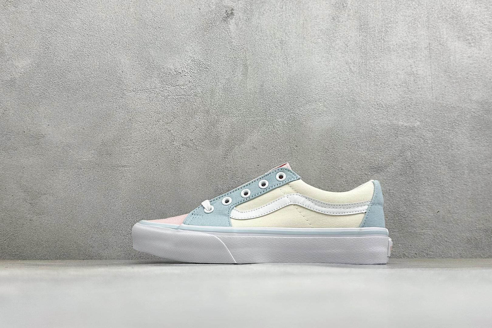 万斯 VANS SK8-LOW 经典款 小红书爆款！低帮休闲皮革拼接硫化板鞋 工艺：硫化1:1（重量1:1、真标、原钢印