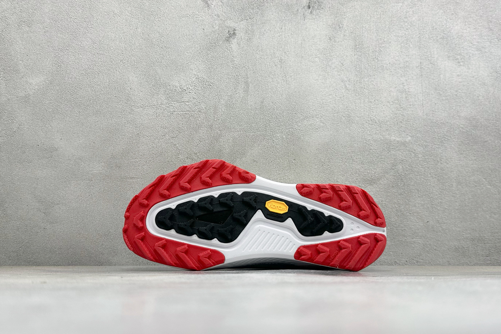 XL福利 Nike ACG Zegama Trail 6 百搭织物减震防滑透气低帮越野跑步鞋 货号: HV8113-11 XL福利 Nike ACG Zegama Trail 6 百搭织物减震防滑透气低帮越野跑步鞋 货号: HV8113-11