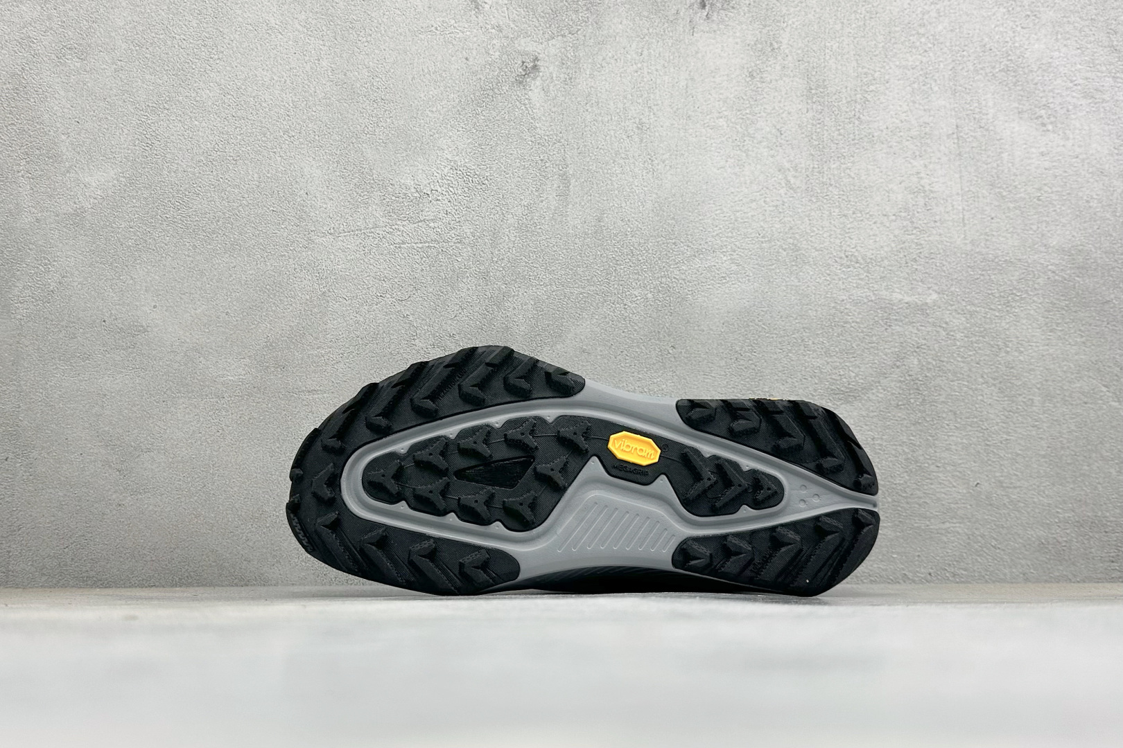 XL福利 Nike ACG Zegama Trail 6 百搭织物减震防滑透气低帮越野跑步鞋 货号: HV8113-00 XL福利 Nike ACG Zegama Trail 6 百搭织物减震防滑透气低帮越野跑步鞋 货号: HV8113-00
