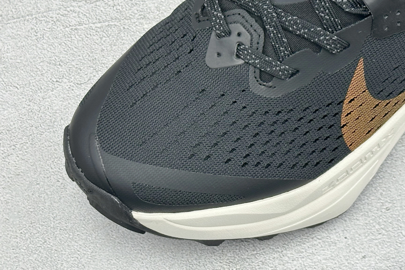 XL福利 Nike ACG Zegama Trail 6 百搭织物减震防滑透气低帮越野跑步鞋 货号: HV8113-00 XL福利 Nike ACG Zegama Trail 6 百搭织物减震防滑透气低帮越野跑步鞋 货号: HV8113-00