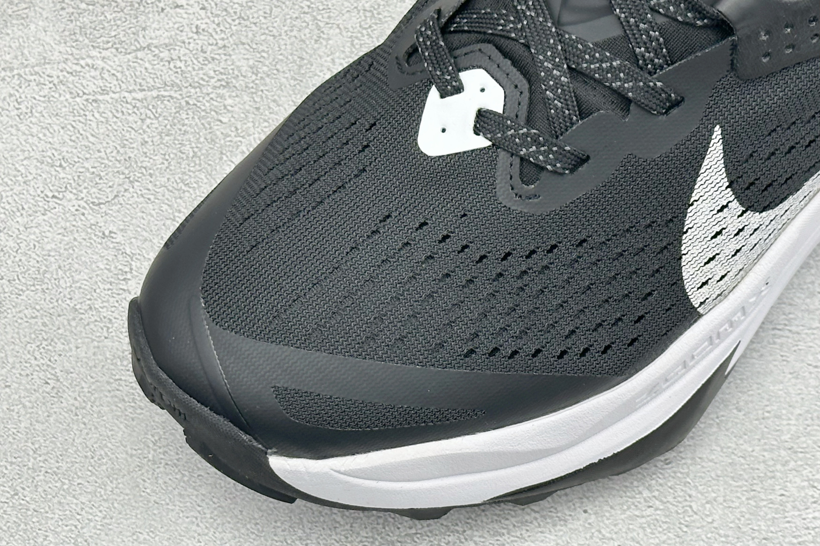 XL福利 Nike ACG Zegama Trail 6 百搭织物减震防滑透气低帮越野跑步鞋 货号: HV8113-00 XL福利 Nike ACG Zegama Trail 6 百搭织物减震防滑透气低帮越野跑步鞋 货号: HV8113-00