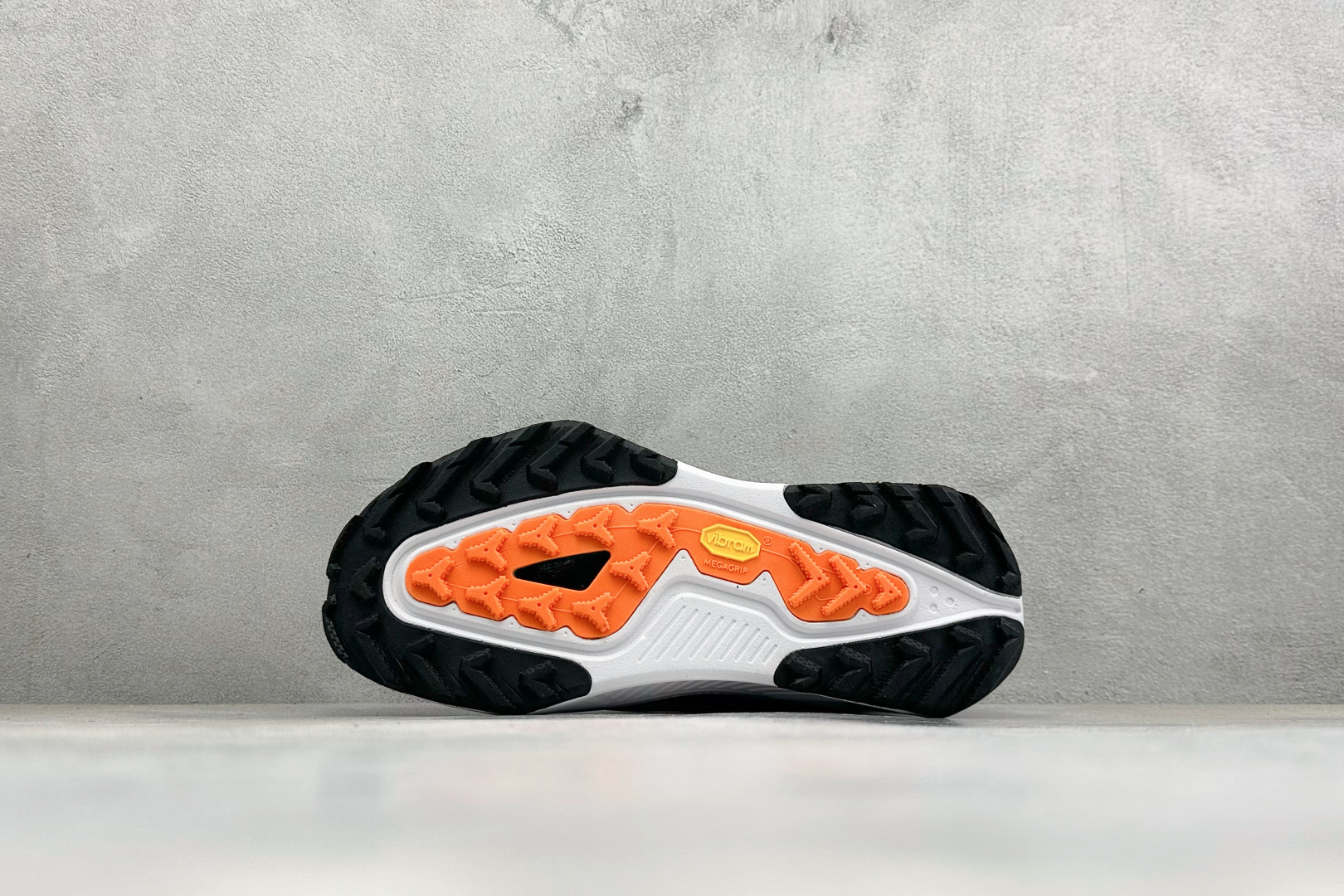 XL福利 Nike ACG Zegama Trail 6 百搭织物减震防滑透气低帮越野跑步鞋 货号: HV8113-00 XL福利 Nike ACG Zegama Trail 6 百搭织物减震防滑透气低帮越野跑步鞋 货号: HV8113-00