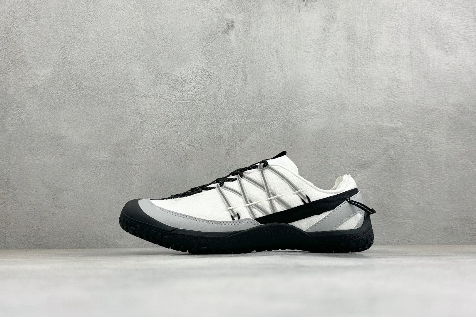 M版可隆KOLON SPORT ROAM VARY女款户外芭蕾风抓地透湿赤足休闲鞋 货号：LKFH6AT224-CR 尺