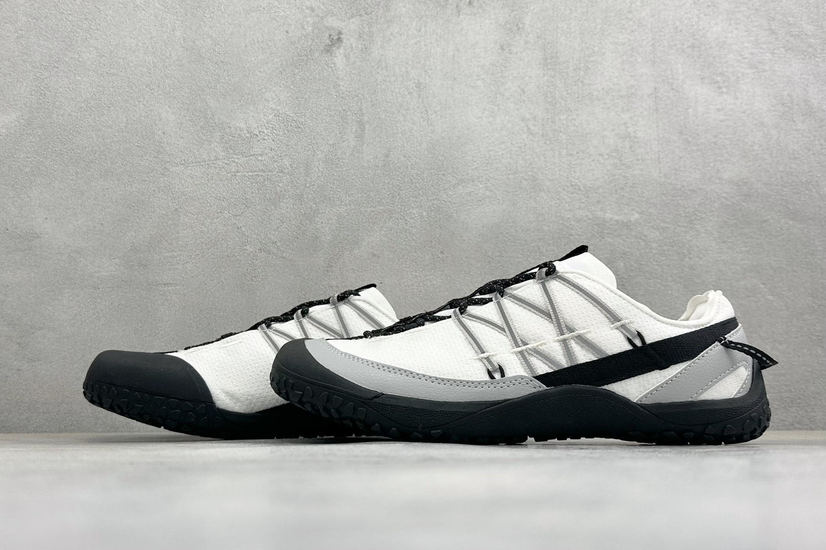 M版可隆KOLON SPORT ROAM VARY女款户外芭蕾风抓地透湿赤足休闲鞋 货号：LKFH6AT224-CR 尺