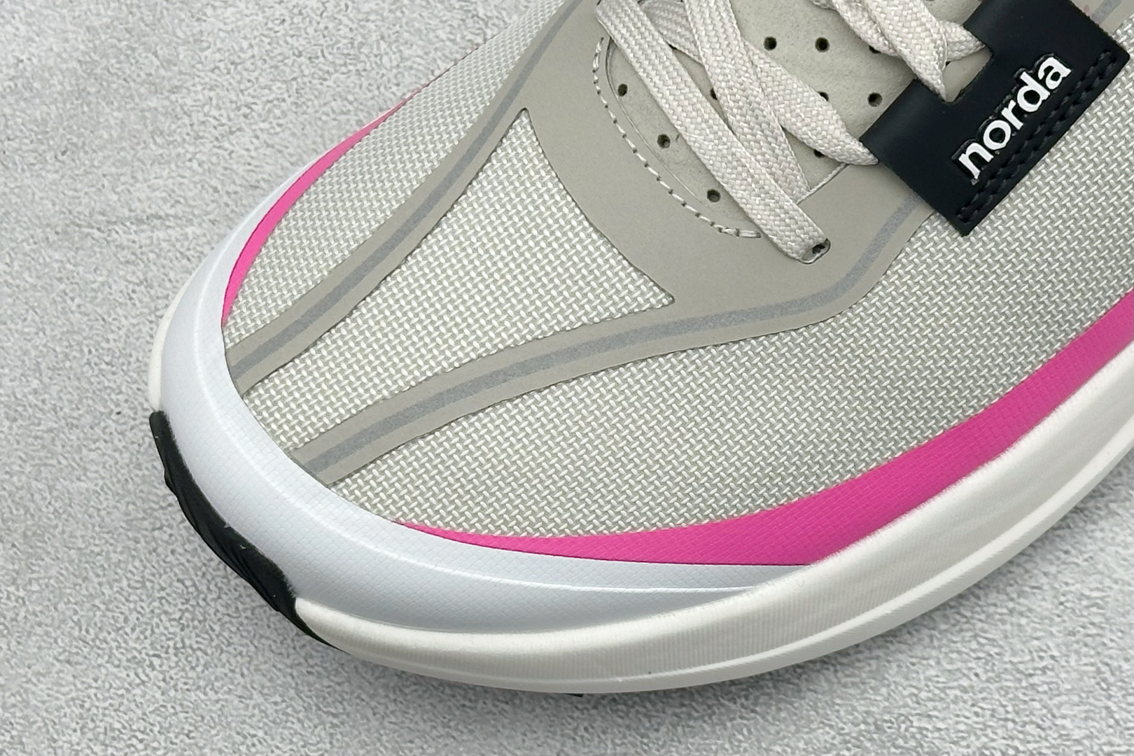 M版Norda 诺达 005 Sneaker0111 杰尼亚联名 网面越野跑步鞋 加拿大高端品牌 官方售价187K+ 运 M版Norda 诺达 005 Sneaker0111 杰尼亚联名 网面越野跑步鞋 加拿大高端品牌 官方售价187K+ 运