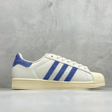 D版AD Originals Superstar 贝壳头板鞋 采用全新头层拼接皮革材质 后跟采用特色3D立体印字 渠道正 D版AD Originals Superstar 贝壳头板鞋 采用全新头层拼接皮革材质 后跟采用特色3D立体印字 渠道正