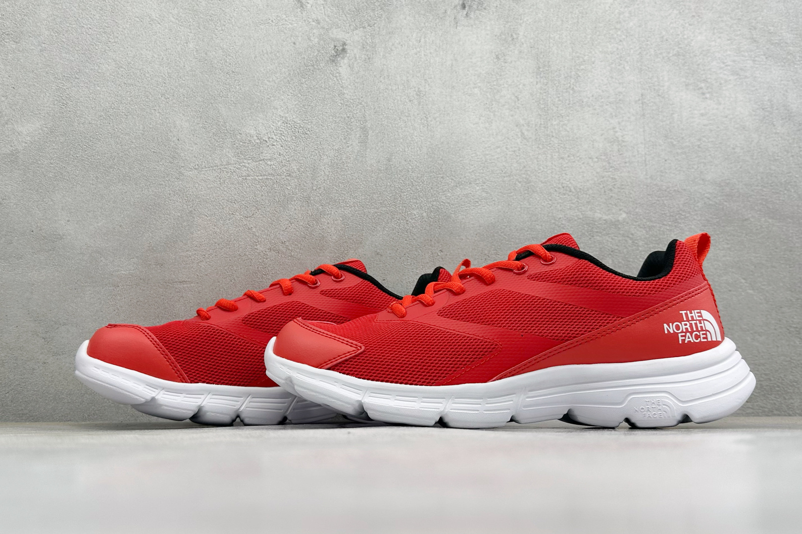 BW版北面THE NORTH FACE FASTPACK ULTRA GTX 舒适运动 回弹抓地登山鞋 货号: NS93