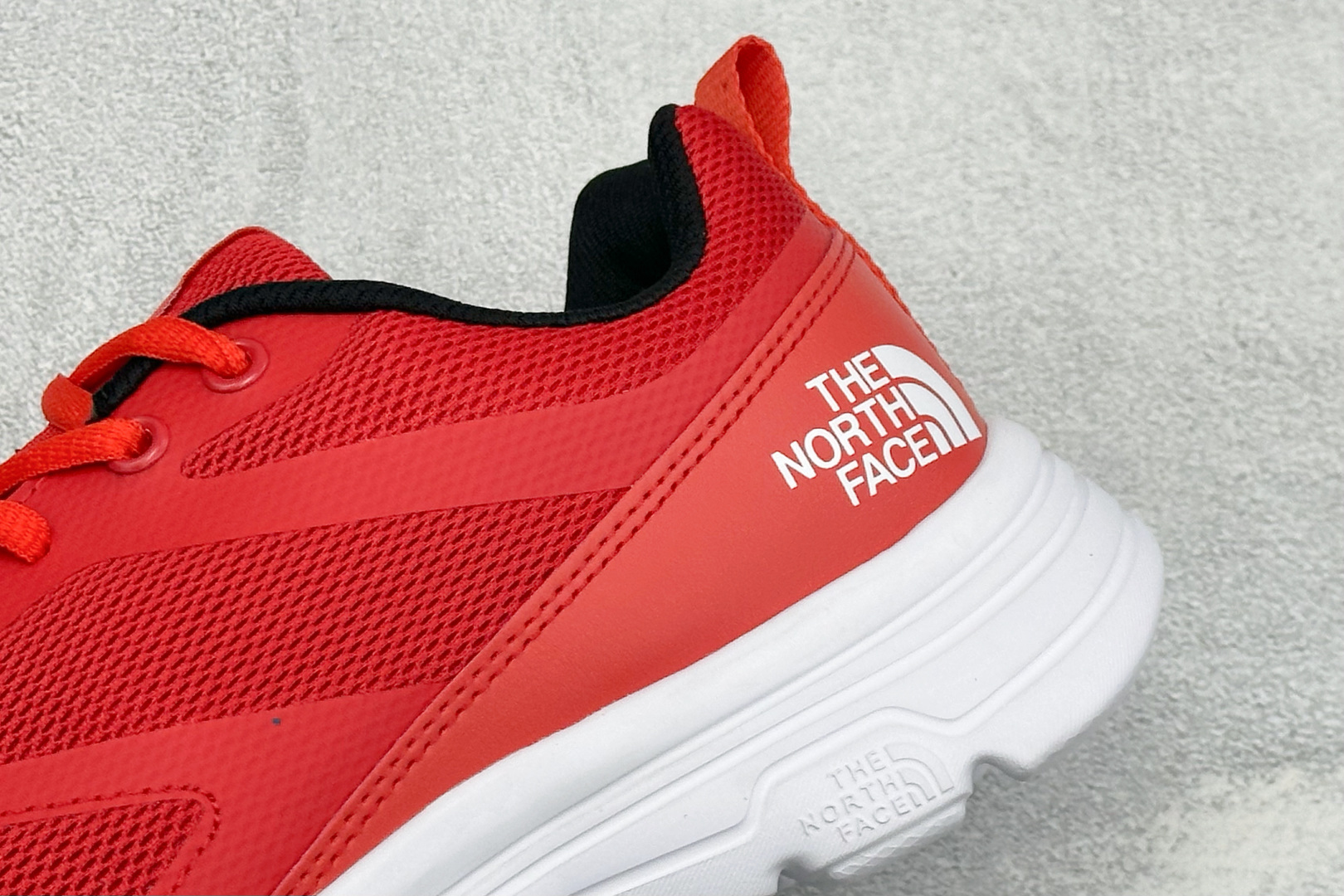 BW版北面THE NORTH FACE FASTPACK ULTRA GTX 舒适运动 回弹抓地登山鞋 货号: NS93