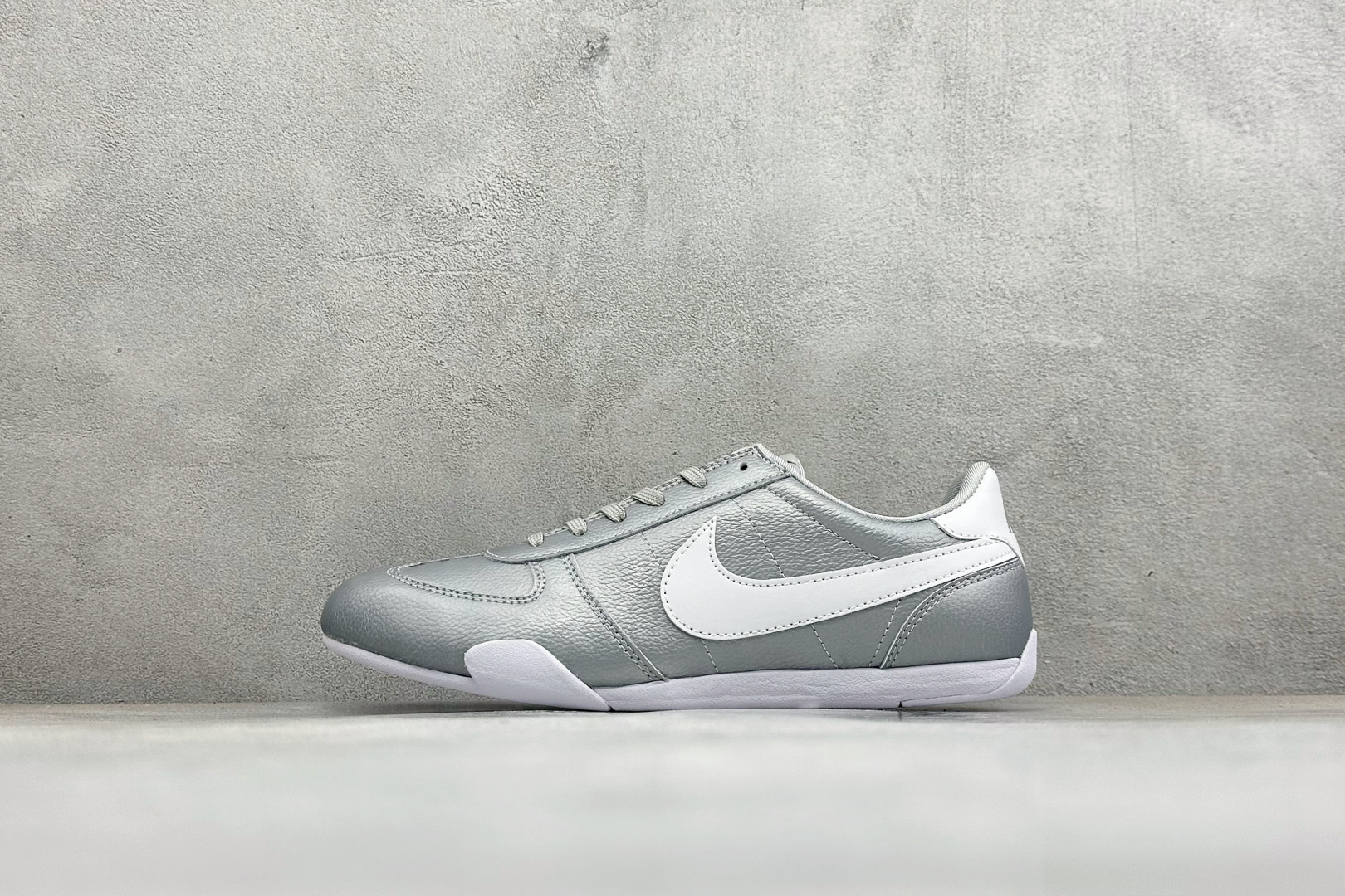 GX版Nike Sprint Sister 2026 阿甘舒适贴合低帮休闲板鞋 货号: II6984-001 尺码: 3