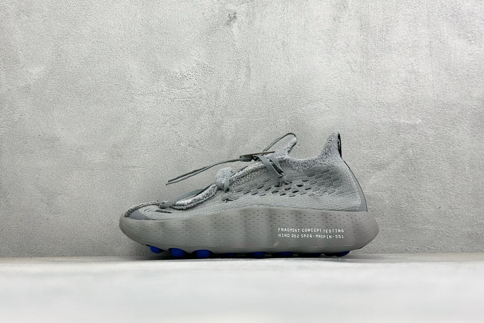 H版Nike x Fragment Mind 002 神经科学足底按摩鞋 #从神经科学中汲取灵感 鞋面采用穿孔透气织物材 H版Nike x Fragment Mind 002 神经科学足底按摩鞋 #从神经科学中汲取灵感 鞋面采用穿孔透气织物材