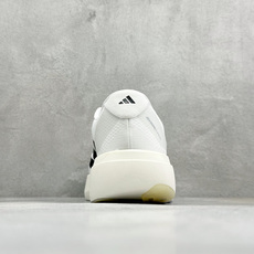 BF版Adidas Adizero Evo SL 阿迪超轻透气缓震跑鞋 整体外观造型与adiZero Adios Pro BF版Adidas Adizero Evo SL 阿迪超轻透气缓震跑鞋 整体外观造型与adiZero Adios Pro