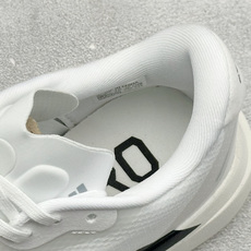 BF版Adidas Adizero Evo SL 阿迪超轻透气缓震跑鞋 整体外观造型与adiZero Adios Pro BF版Adidas Adizero Evo SL 阿迪超轻透气缓震跑鞋 整体外观造型与adiZero Adios Pro