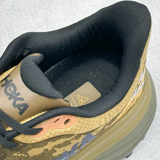 Hoka One One Stinson 7 舒适防滑 轻便减震 低帮专业越野跑步鞋 新型缓震材料 使你的身体对鞋子的缓 Hoka One One Stinson 7 舒适防滑 轻便减震 低帮专业越野跑步鞋 新型缓震材料 使你的身体对鞋子的缓