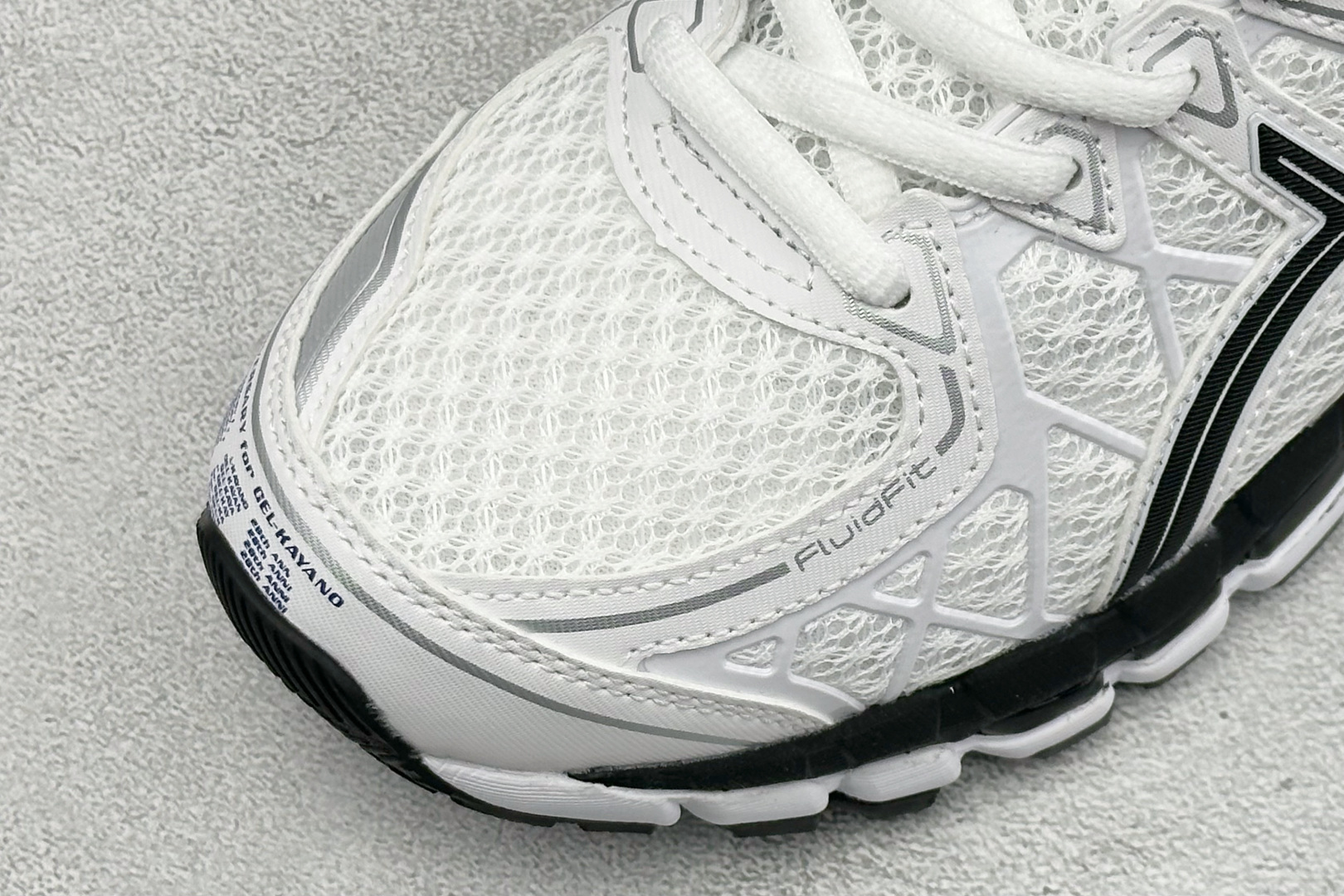 XR版Asics Gel-Kayano 20 亚瑟士 舒适百搭耐磨支撑透气 低帮跑步鞋 货号: 1203A388-110