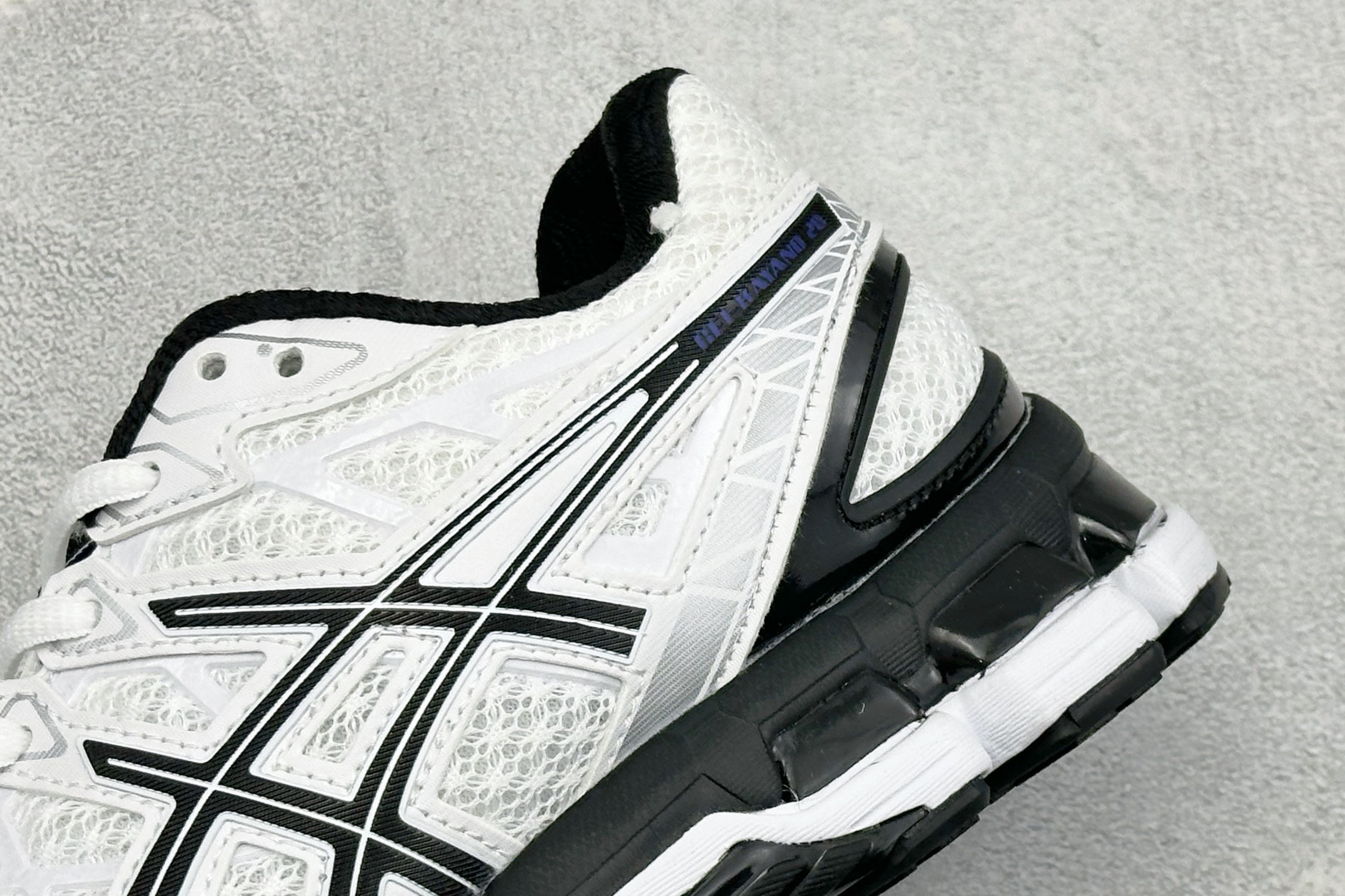 XR版Asics Gel-Kayano 20 亚瑟士 舒适百搭耐磨支撑透气 低帮跑步鞋 货号: 1203A388-110