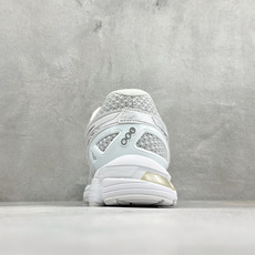 XR版Asics Gel-Kayano 20 亚瑟士 舒适百搭耐磨支撑透气 低帮跑步鞋 货号: 1203A388-028 XR版Asics Gel-Kayano 20 亚瑟士 舒适百搭耐磨支撑透气 低帮跑步鞋 货号: 1203A388-028