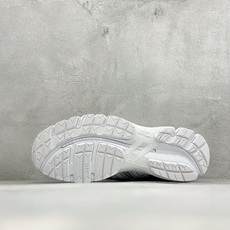 XR版Asics Gel-Kayano 20 亚瑟士 舒适百搭耐磨支撑透气 低帮跑步鞋 货号: 1203A388-028 XR版Asics Gel-Kayano 20 亚瑟士 舒适百搭耐磨支撑透气 低帮跑步鞋 货号: 1203A388-028