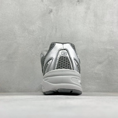 HA版New Balance NB740 轻便复古休闲运动跑步鞋 全鞋身以网格布作为基地,在细节部分以皮革作为辅助添加, HA版New Balance NB740 轻便复古休闲运动跑步鞋 全鞋身以网格布作为基地,在细节部分以皮革作为辅助添加,