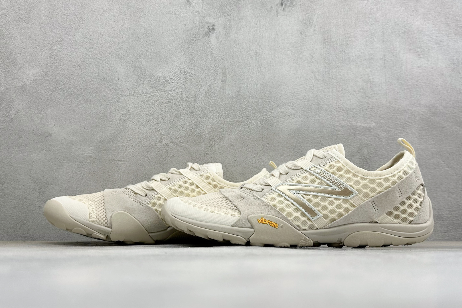 DZ版New Balance MT10系列 新百伦 薄底赤足鞋 防滑耐磨平衡轻便 低帮休闲城市通勤跑步鞋 货号: MT1