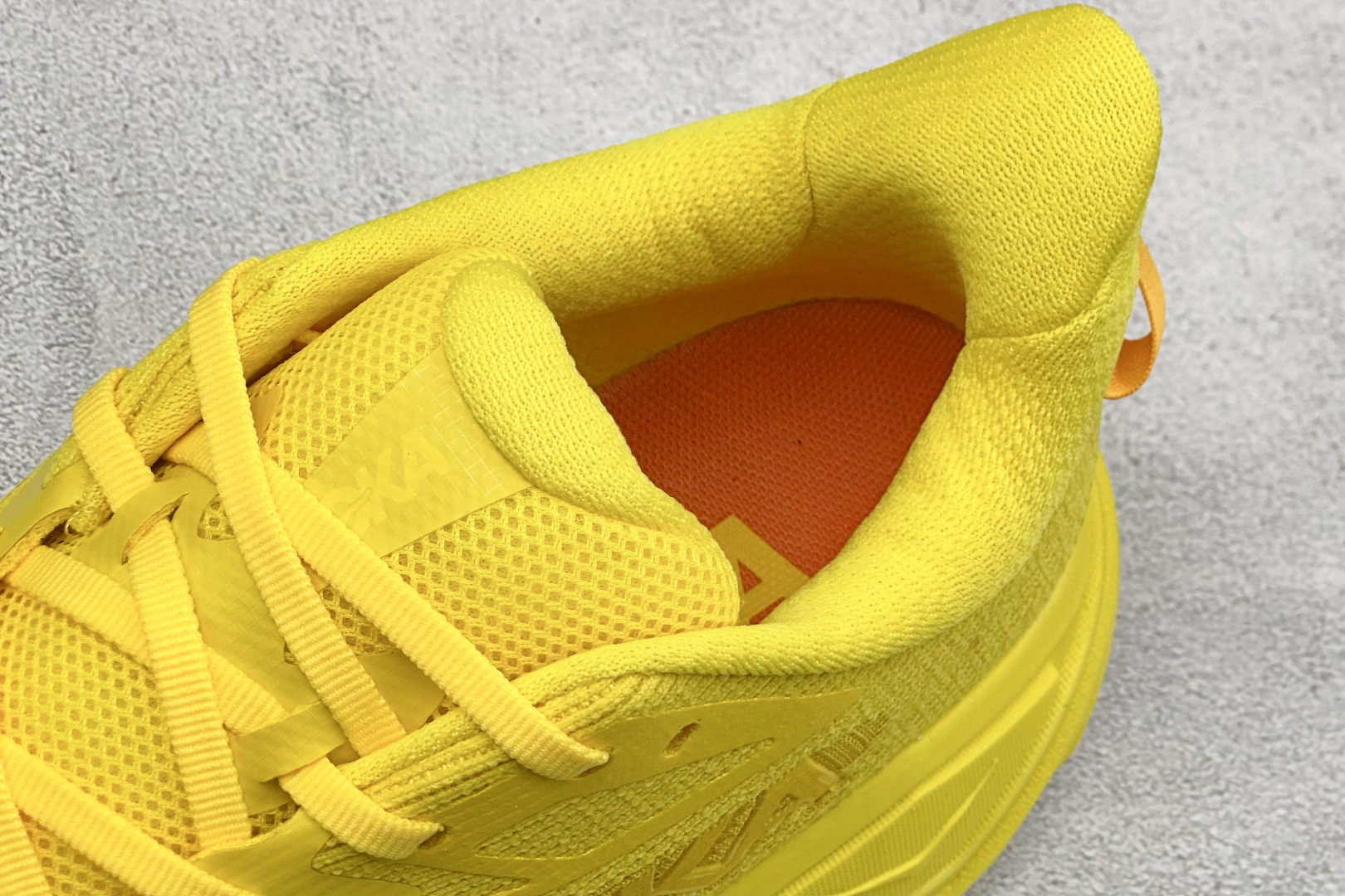 HOKA CHALLENGER 8 运动平衡 轻便系带减震防滑耐磨低帮跑步鞋 货号: -ENL 尺码: 40 40.5 
