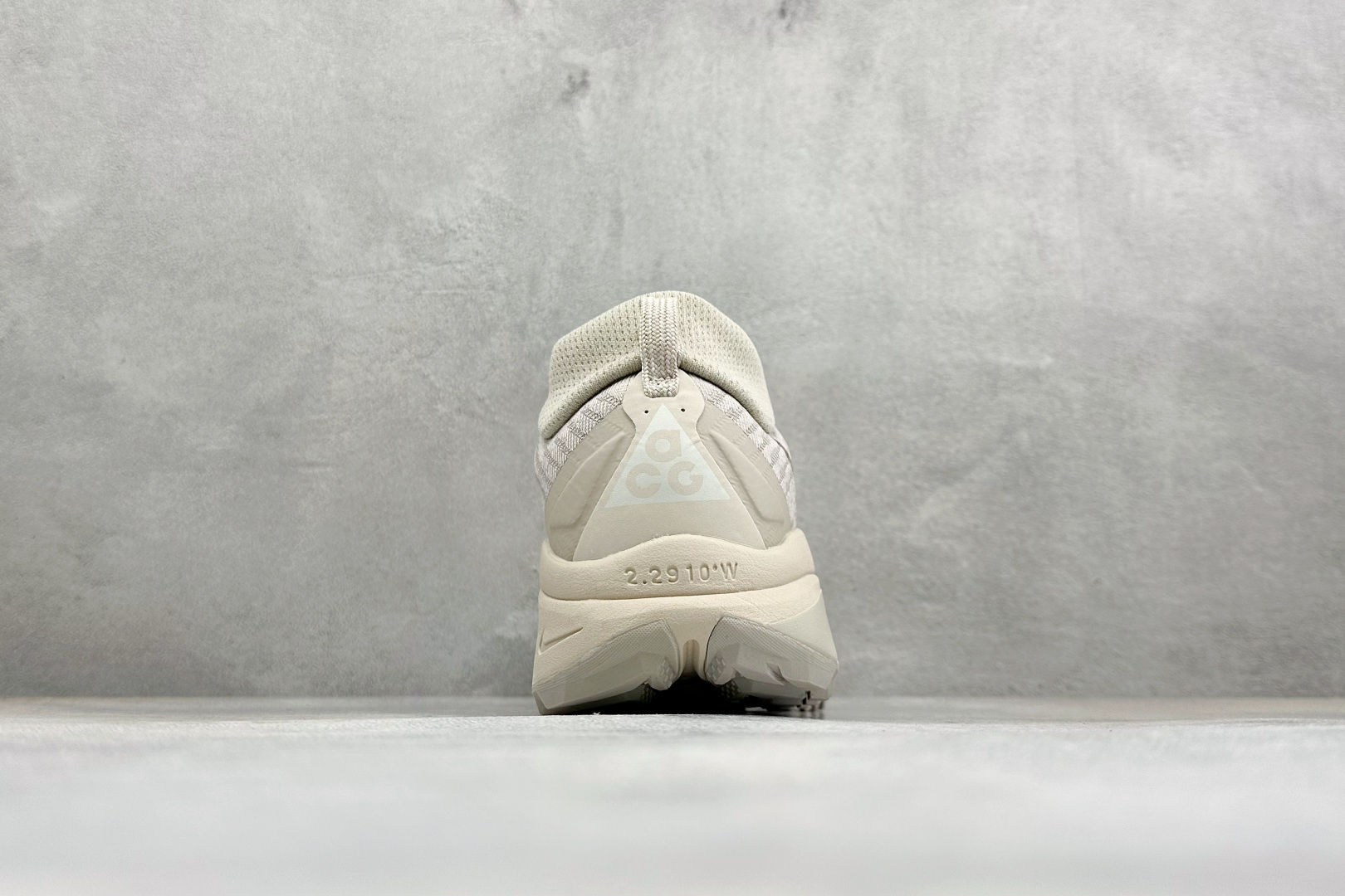 XL福利 NIKE ACG PEGASUS TRAIL 百搭织物减震防滑透气低帮越野跑步鞋 货号: HV8113-200 XL福利 NIKE ACG PEGASUS TRAIL 百搭织物减震防滑透气低帮越野跑步鞋 货号: HV8113-200