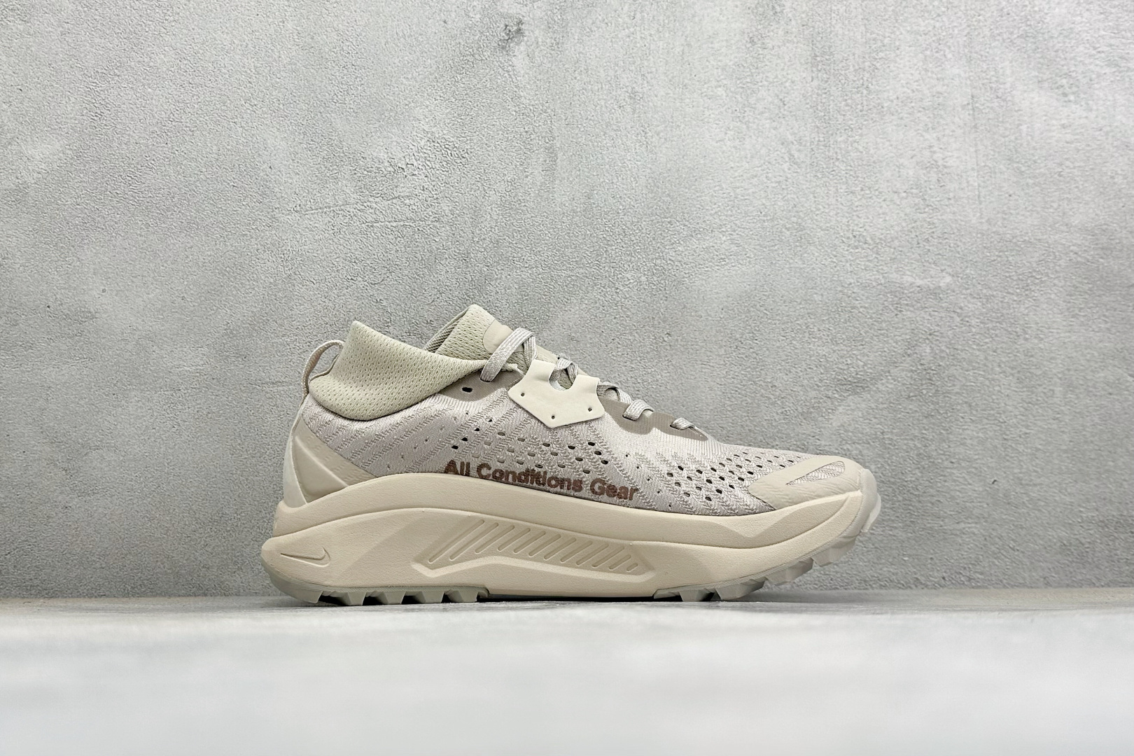 XL福利 NIKE ACG PEGASUS TRAIL 百搭织物减震防滑透气低帮越野跑步鞋 货号: HV8113-200 XL福利 NIKE ACG PEGASUS TRAIL 百搭织物减震防滑透气低帮越野跑步鞋 货号: HV8113-200