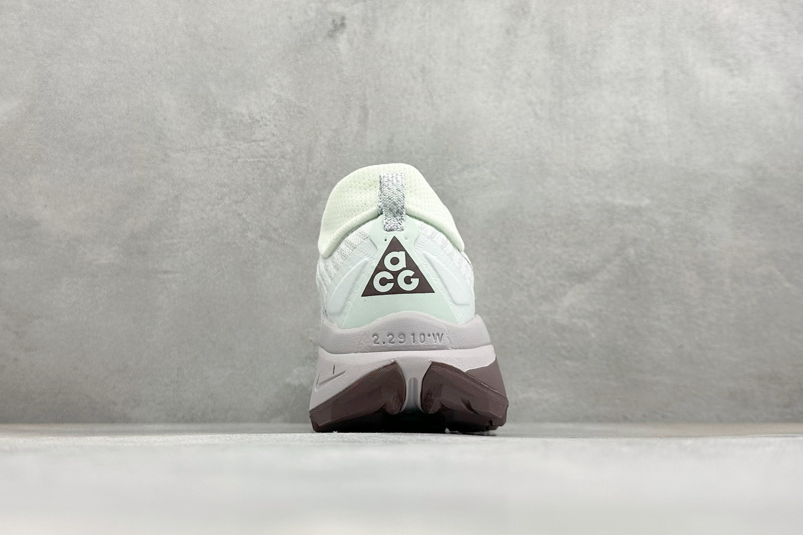 XL福利 NIKE ACG PEGASUS TRAIL 百搭织物减震防滑透气低帮越野跑步鞋 货号: HV8115-300 XL福利 NIKE ACG PEGASUS TRAIL 百搭织物减震防滑透气低帮越野跑步鞋 货号: HV8115-300