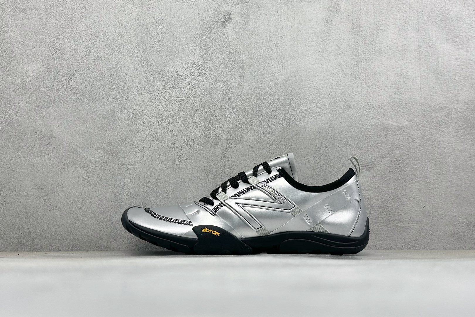 DZ版New Balance MT10系列 新百伦 薄底赤足鞋 防滑耐磨平衡轻便 低帮休闲城市通勤跑步鞋 货号: MT1 DZ版New Balance MT10系列 新百伦 薄底赤足鞋 防滑耐磨平衡轻便 低帮休闲城市通勤跑步鞋 货号: MT1