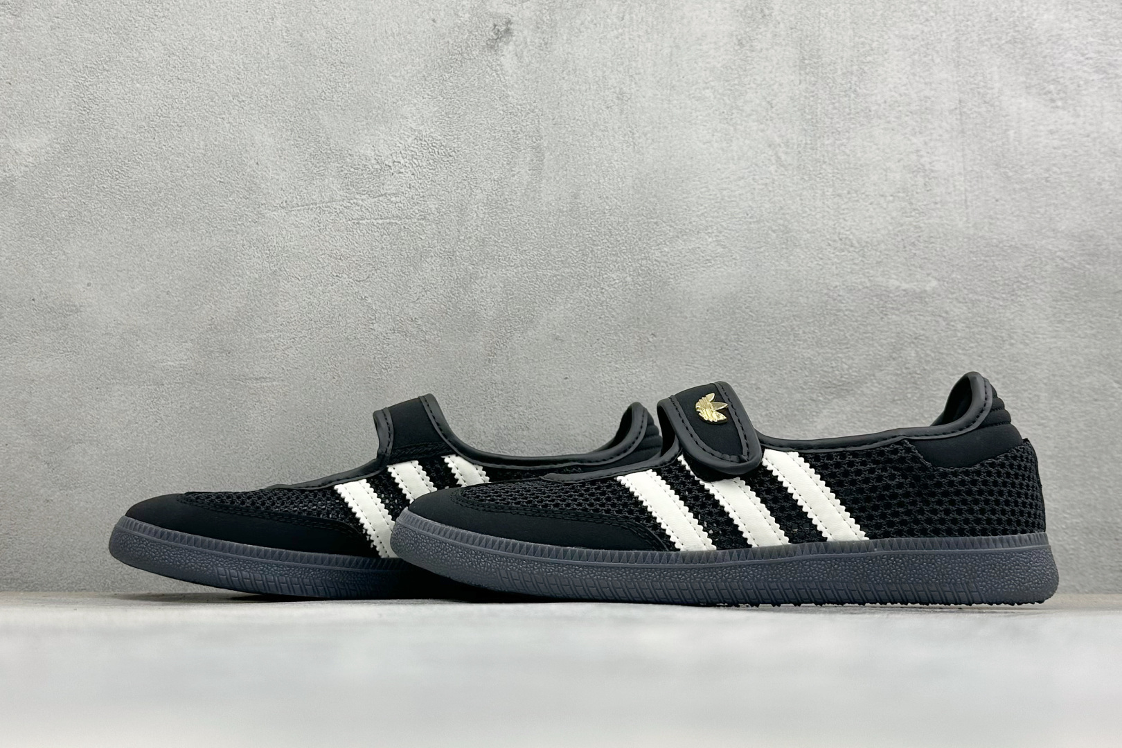 ZC版Adidas Samba Jane 阿迪达斯 玛丽珍懒人生活休闲鞋 货号：LA6830 尺码：36-45 