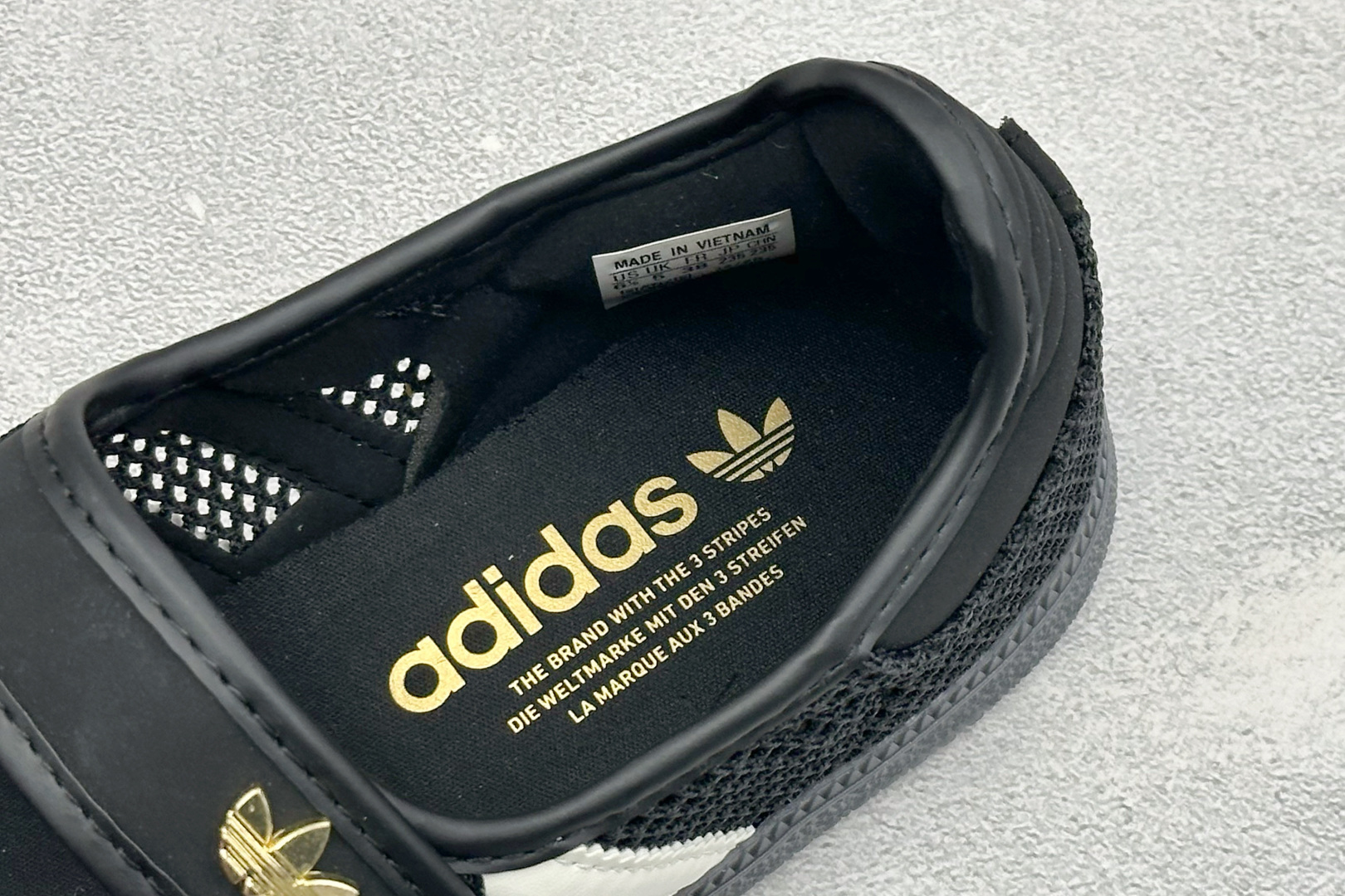 ZC版Adidas Samba Jane 阿迪达斯 玛丽珍懒人生活休闲鞋 货号：LA6830 尺码：36-45 