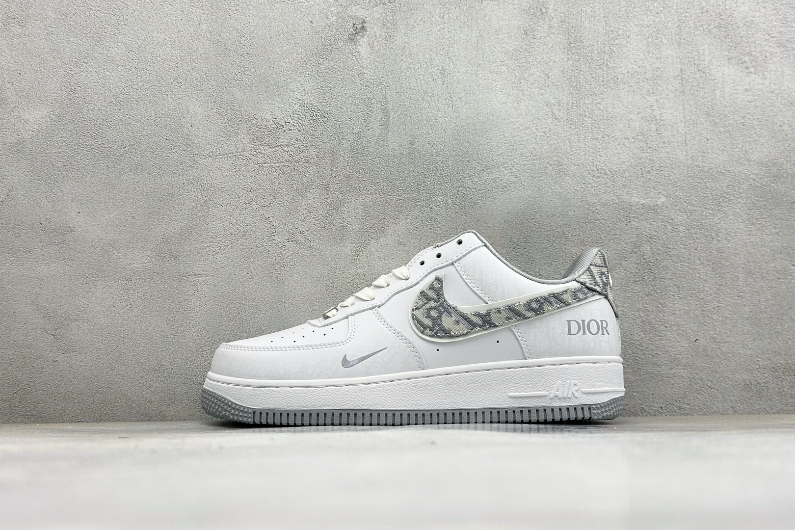 福利特价 Nike Air Force 1'07 Low 联名款 空军一号低帮休闲板鞋 #原楦原纸板 纯正空军版型 内置 福利特价 Nike Air Force 1'07 Low 联名款 空军一号低帮休闲板鞋 #原楦原纸板 纯正空军版型 内置