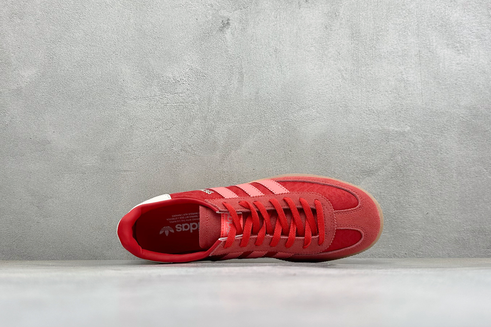 Adidas Handball Spezial 阿迪达斯经典复古休闲板鞋 货号:IH1500 尺码:35.5 36 36 Adidas Handball Spezial 阿迪达斯经典复古休闲板鞋 货号:IH1500 尺码:35.5 36 36