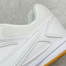 NIKE GATO 低帮生活休闲鞋 透气网布眼融入皮革,织和物合成材质覆面,营造21世初纪的畅跑美学概念。泡棉中底盈轻缓 NIKE GATO 低帮生活休闲鞋 透气网布眼融入皮革,织和物合成材质覆面,营造21世初纪的畅跑美学概念。泡棉中底盈轻缓