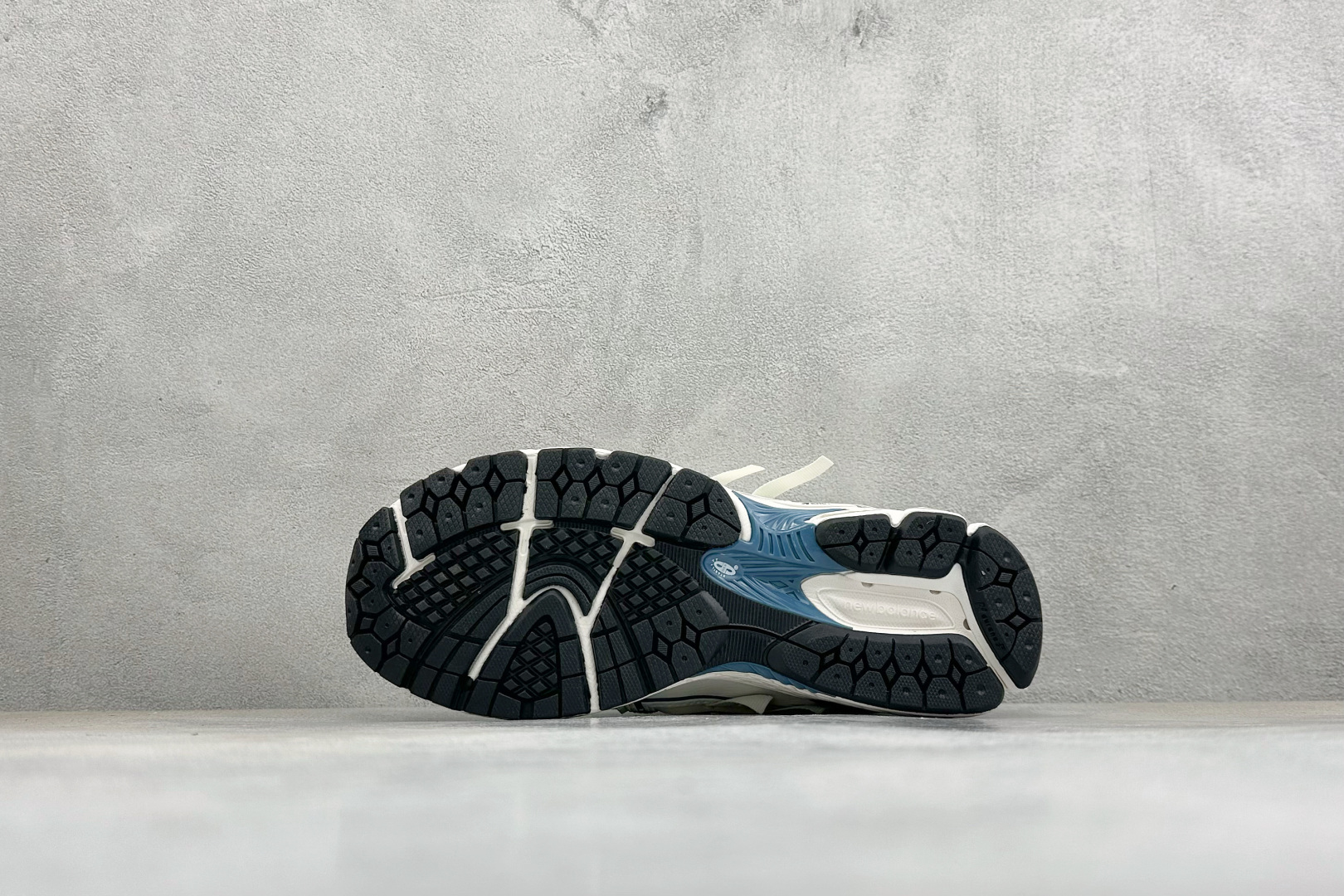 GS版New Balance M1906系列复古单品宝藏老爹鞋 复古元素叠加 质感超级棒 楦版型材料细节做工精细 作为N