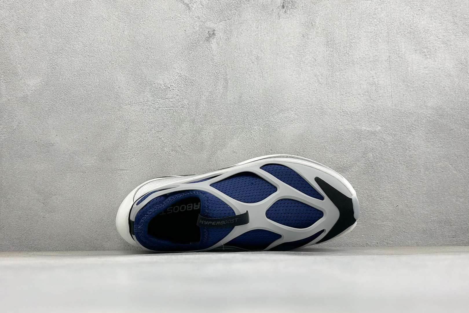 JF版Adidas HYPERBOOST EDGE M 阿迪达斯全新爆米花透气缓震跑步鞋 货号：KH7434 尺码：36