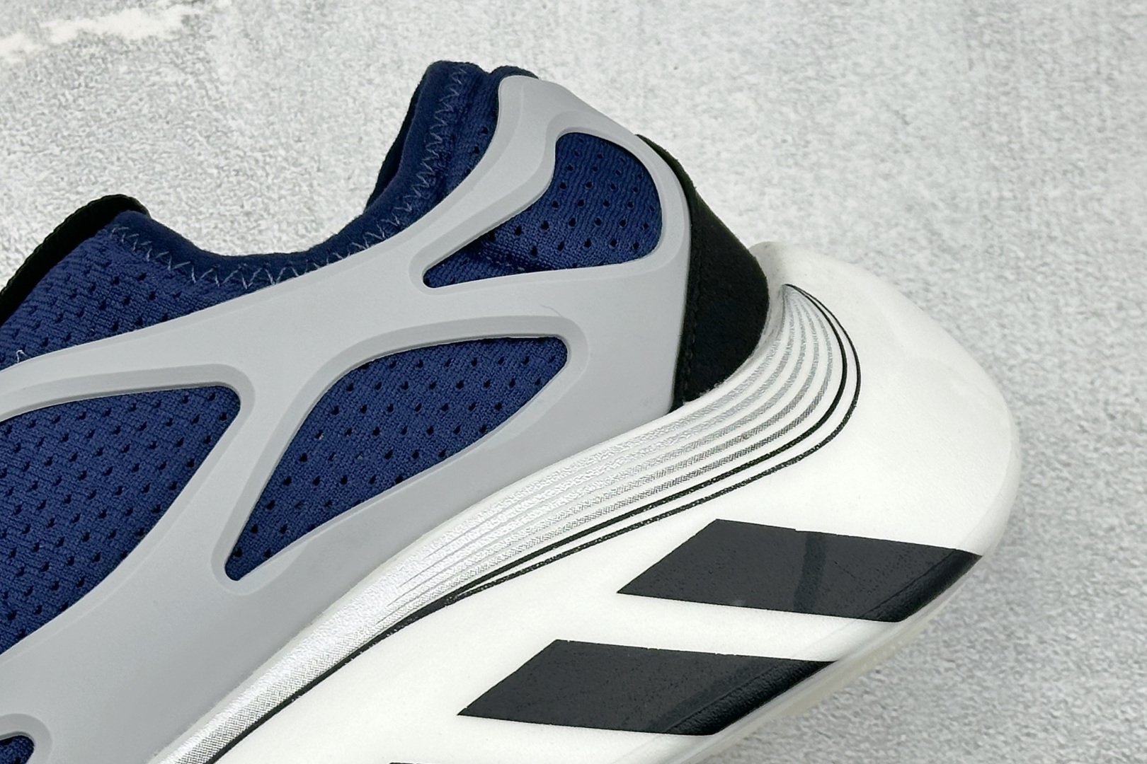 JF版Adidas HYPERBOOST EDGE M 阿迪达斯全新爆米花透气缓震跑步鞋 货号：KH7434 尺码：36