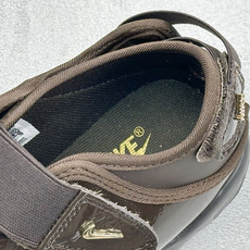 HY版Nike Air Rift 阿迪系列生活休闲鞋 #将芭蕾平底鞋的优雅与独特的分趾设计相结合,并配备 Nike Ai HY版Nike Air Rift 阿迪系列生活休闲鞋 #将芭蕾平底鞋的优雅与独特的分趾设计相结合,并配备 Nike Ai