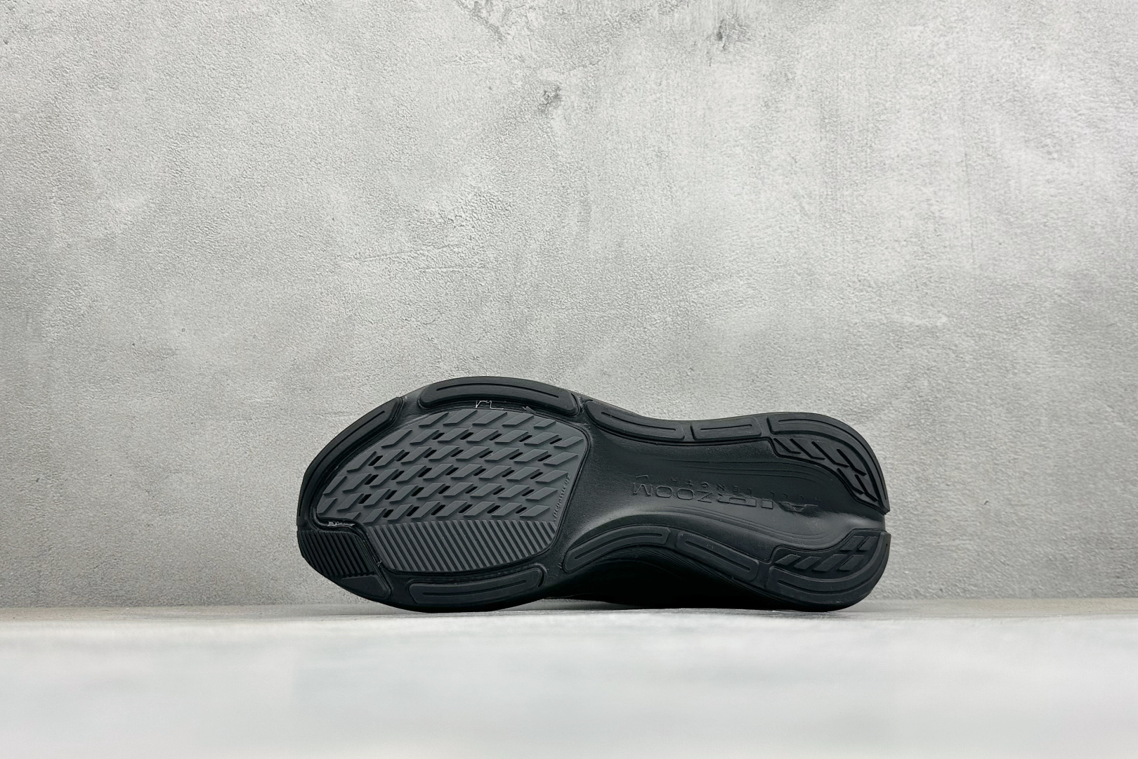 HY版Nike Air Zoom Pegasus 42 耐克网面透气轻便耐磨跑鞋 货号：IB1881-003 尺码：36
