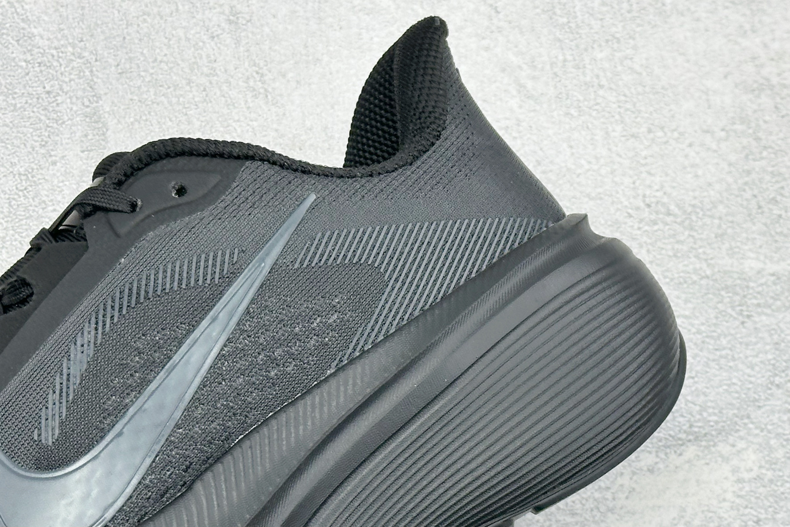 HY版Nike Air Zoom Pegasus 42 耐克网面透气轻便耐磨跑鞋 货号：IB1881-003 尺码：36