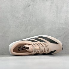 TY版AD ADIZERO EVO SL 2 阿迪超轻透气缓震跑鞋 以令人难以置信的138克重量,刷新了跑鞋轻量化的记录 TY版AD ADIZERO EVO SL 2 阿迪超轻透气缓震跑鞋 以令人难以置信的138克重量,刷新了跑鞋轻量化的记录