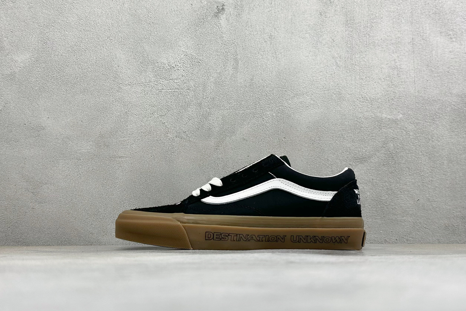 Vans × Liberaiders 联名第四弹 Liberaiders x Vans Old Skool LX Pre Vans × Liberaiders 联名第四弹 Liberaiders x Vans Old Skool LX Pre