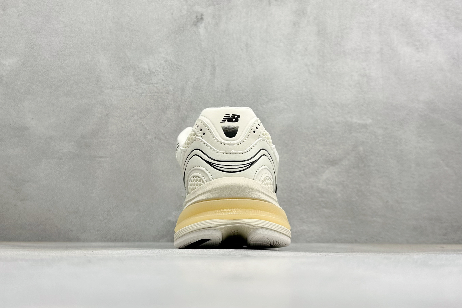 BF版New Balance NB2010 新百伦经典复古休闲运动跑鞋 以ENCAP中底配以升级版 N-ERGY缓震物料 BF版New Balance NB2010 新百伦经典复古休闲运动跑鞋 以ENCAP中底配以升级版 N-ERGY缓震物料