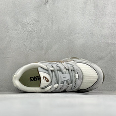 Asics Gel-NYC 亚瑟士 防滑耐磨 休闲运动鞋 采用双层提花网面设计 提高包裹性和透气性 后跟搭载稳定系统科技 Asics Gel-NYC 亚瑟士 防滑耐磨 休闲运动鞋 采用双层提花网面设计 提高包裹性和透气性 后跟搭载稳定系统科技