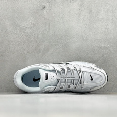 Nike P-6000 耐克低帮休闲城市通勤跑步鞋 采用透气网眼布搭配皮革和合成材质覆面 再现早期鞋款外观 活力配色打造 Nike P-6000 耐克低帮休闲城市通勤跑步鞋 采用透气网眼布搭配皮革和合成材质覆面 再现早期鞋款外观 活力配色打造