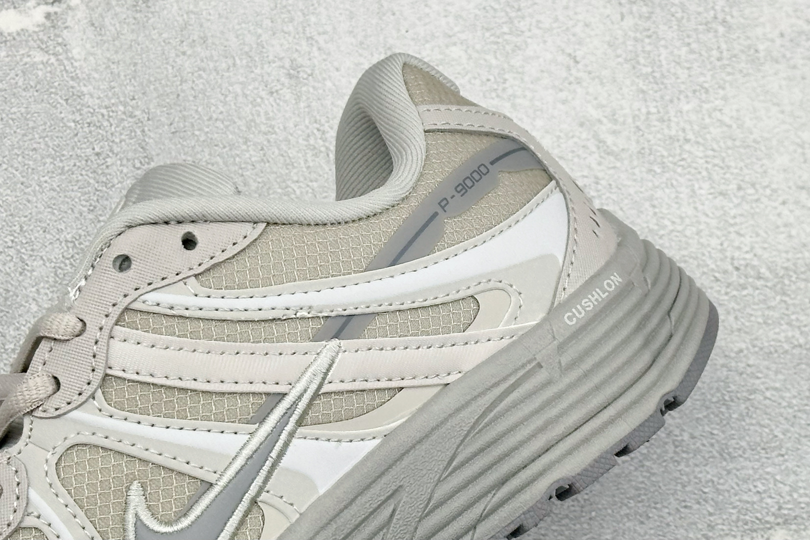 NIKE P-9000 复古休闲 耐克 低帮休闲城市通勤跑步鞋 货号: IZ4751-003 尺码: 36-45没半码 