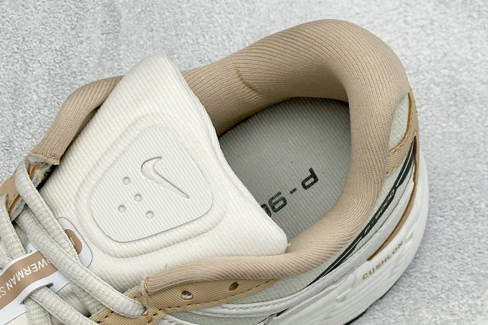 NIKE P-9000 复古休闲 耐克 低帮休闲城市通勤跑步鞋 货号: IZ4752-002 尺码: 36-45没半码 