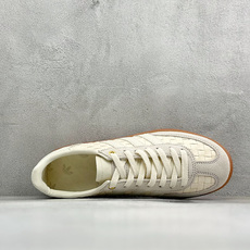 Adidas Handball Spezial 阿迪达斯经典款 复古休闲板鞋 全鞋采用反毛皮制作 牛筋耐磨大底 承载青春 Adidas Handball Spezial 阿迪达斯经典款 复古休闲板鞋 全鞋采用反毛皮制作 牛筋耐磨大底 承载青春