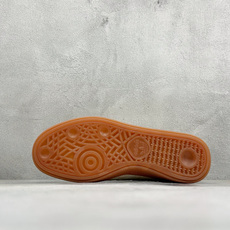 Adidas Handball Spezial 阿迪达斯经典款 复古休闲板鞋 全鞋采用反毛皮制作 牛筋耐磨大底 承载青春 Adidas Handball Spezial 阿迪达斯经典款 复古休闲板鞋 全鞋采用反毛皮制作 牛筋耐磨大底 承载青春